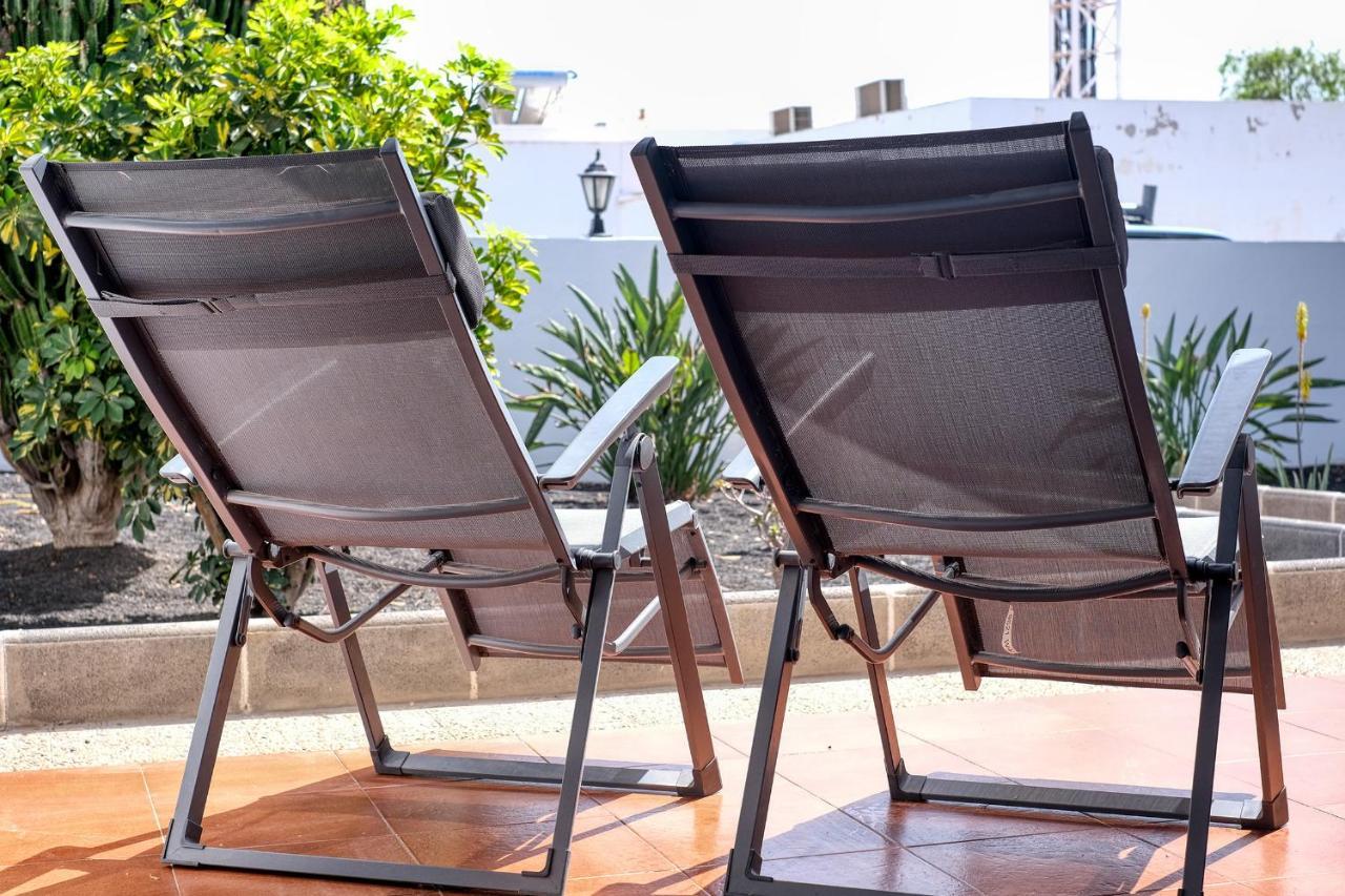 Suite Helios Relax A 500M De La Playa Puerto del Carmen  Exteriör bild